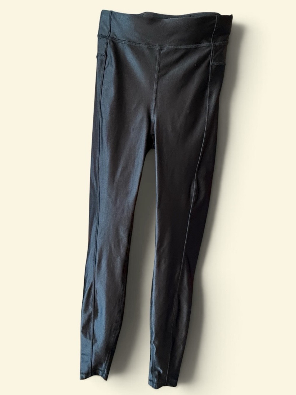 Lululemon Satin Shine High-Rise. Never worn.